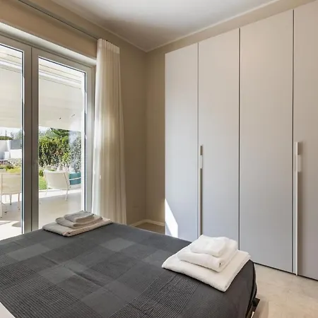 別荘 I2elementi Lido di Noto