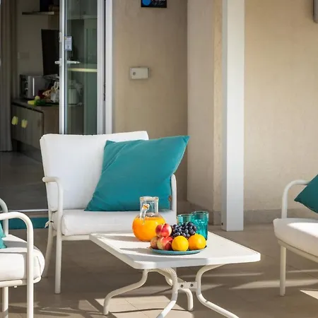別荘 I2elementi Lido di Noto