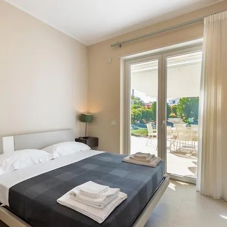 I2elementi Tatil Evi